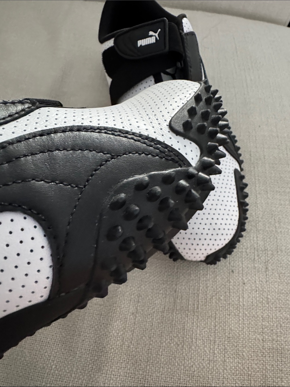 Puma Mostro Perf - Picture 4 of 6